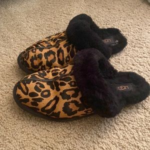 Size 10 Women’s Cheetah Ugg Slippers